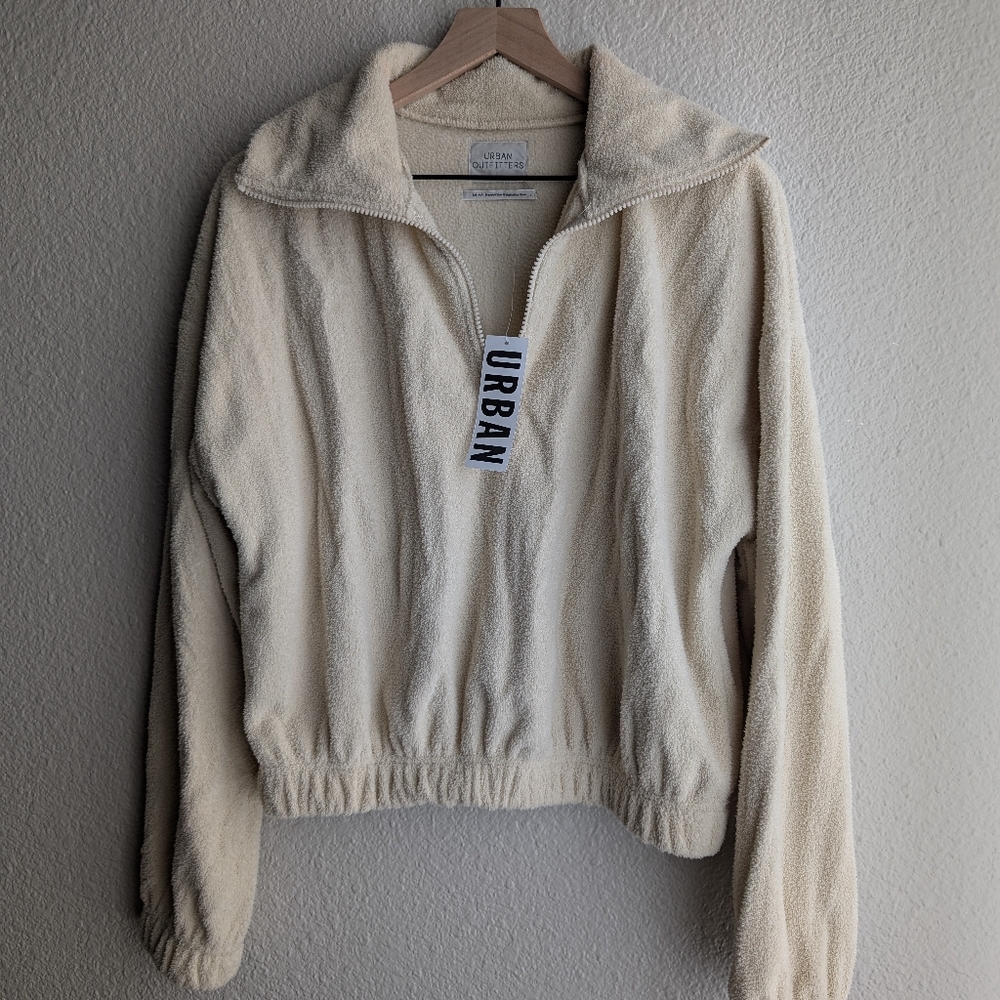 Urban Outfitters Track Meet Half Zip Cream Sweatshirt NWT Size M